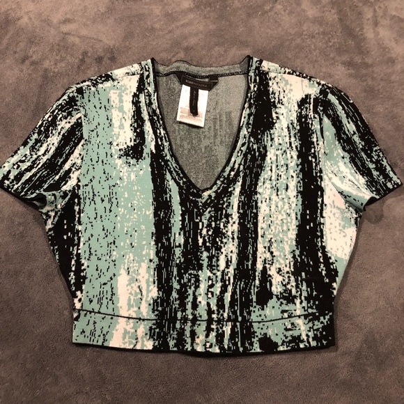 Cropped Sweater Size Small S  Abia Jacquard Top by BCBGMAXAZRIA Rounded V-Neck - Picture 4 of 11